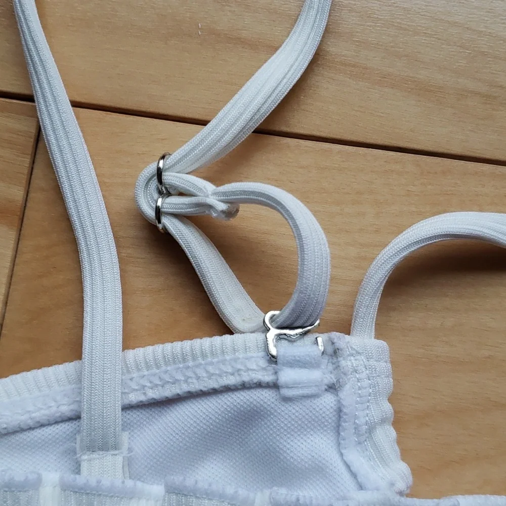 String bikini - Picture 4 of 7